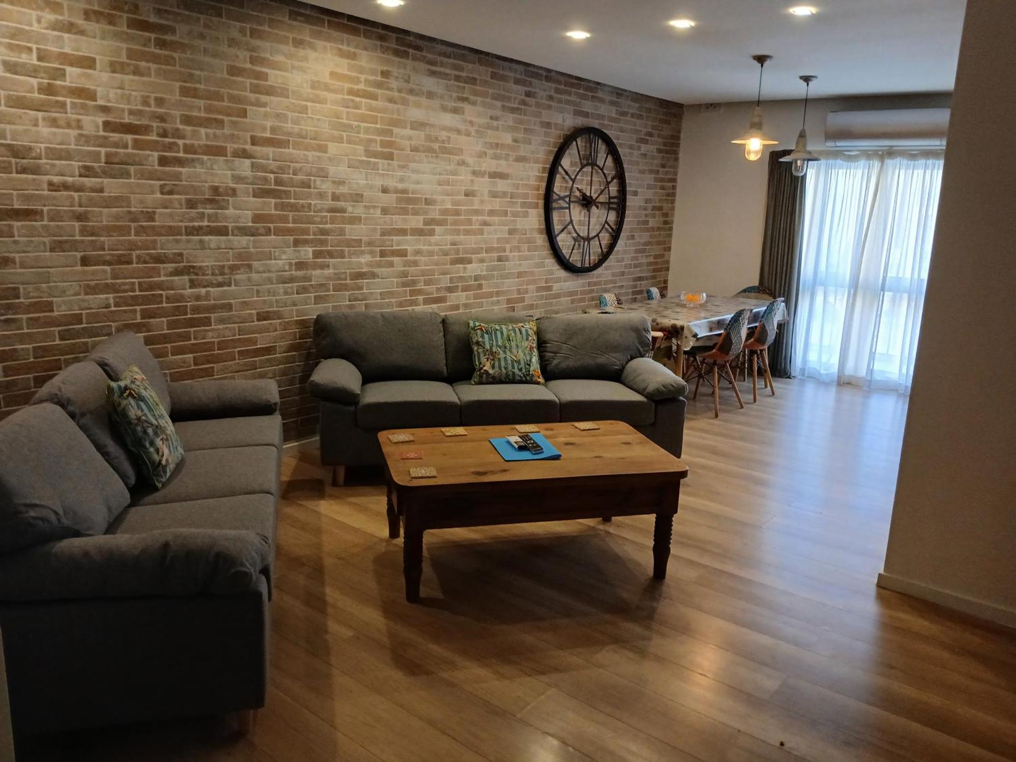 Cosy 4 Bedroom With Use Of Pool Apartment